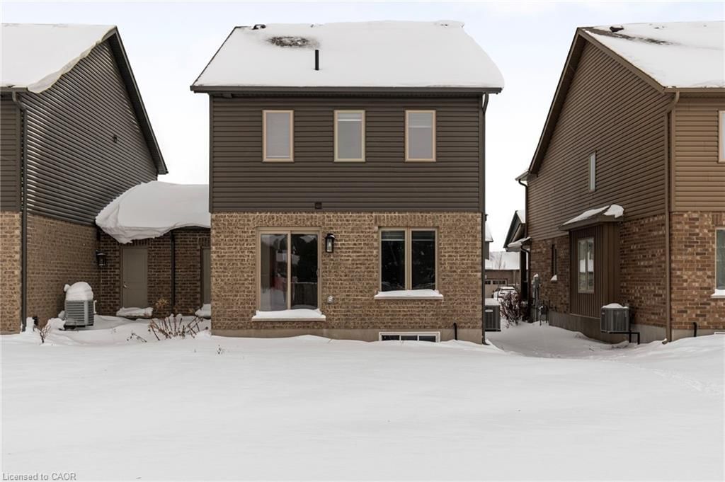 Row/Townhouse for sale at 143 Stonebrook Way, Markdale, ON, N0C 1H0 - Grey Highlands - MLS: 40794392