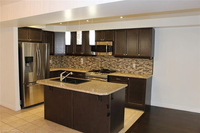 27 Waterbridge Street