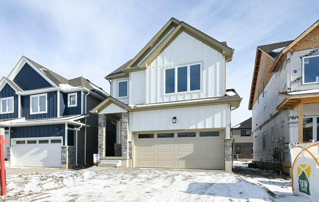 2961 Turner Crescent