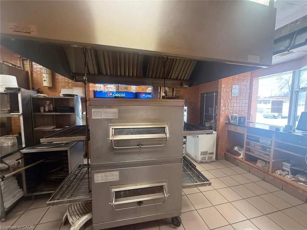 Commercial for sale at 8-7 Anne Street, Barrie, ON, L4N 2C4 - MLS: 40794995