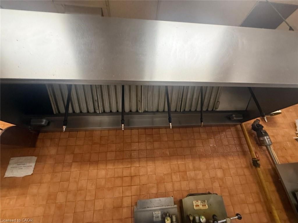 Commercial for sale at 8-7 Anne Street, Barrie, ON, L4N 2C4 - MLS: 40794995