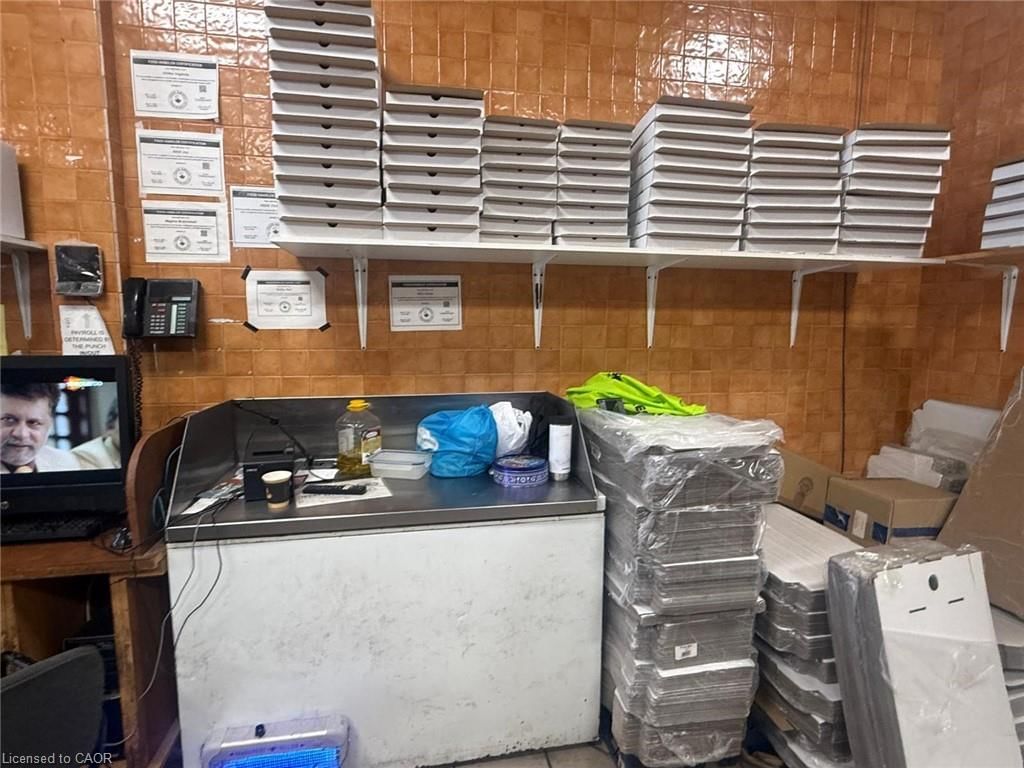 Commercial for sale at 8-7 Anne Street, Barrie, ON, L4N 2C4 - MLS: 40794995