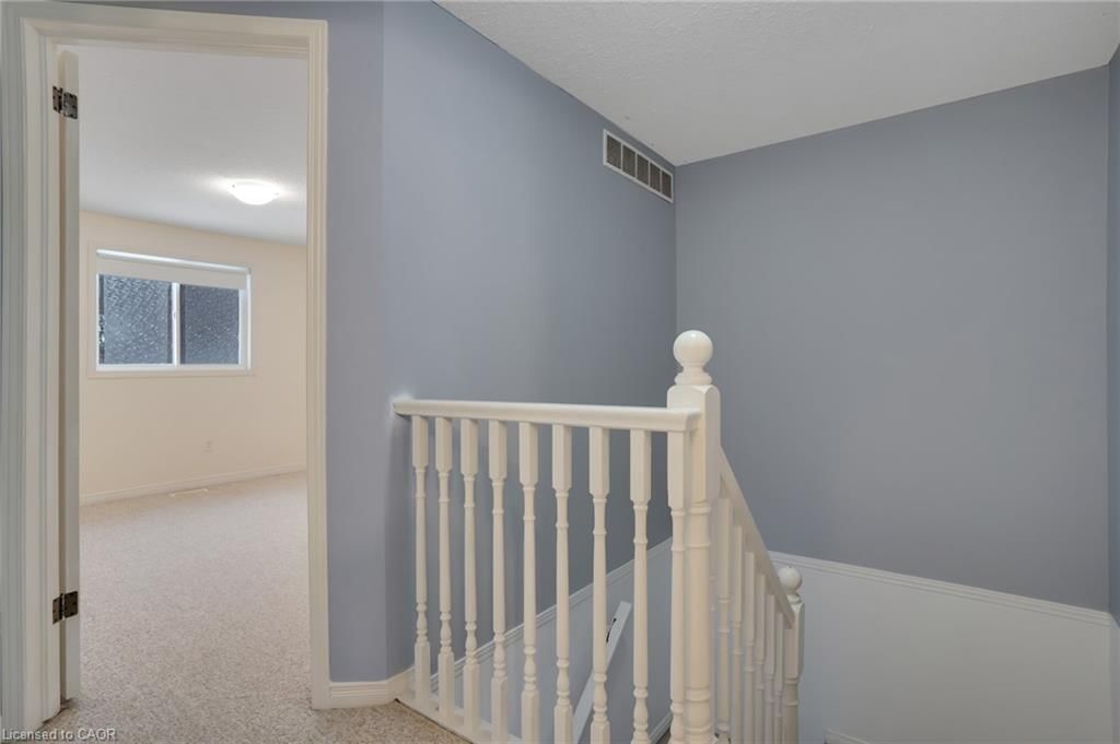 310 Fallowfield Drive, Kitchener, view 11