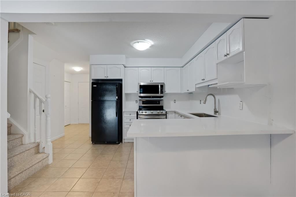 310 Fallowfield Drive, Kitchener, view 8
