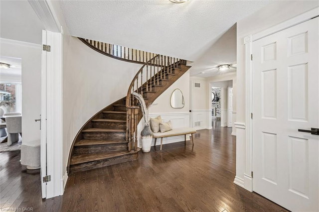 4069 Lakeshore Road