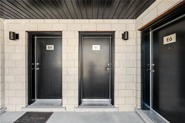 D5 - 410 Northfield Drive W
