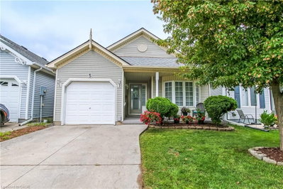 5 Walsingham Drive
