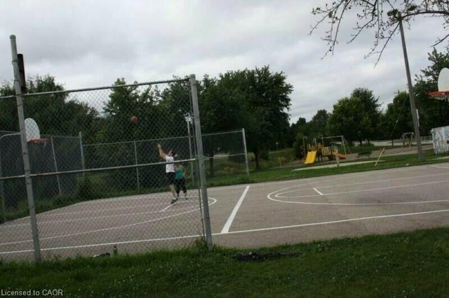 25 - 1200 Courtland Avenue E