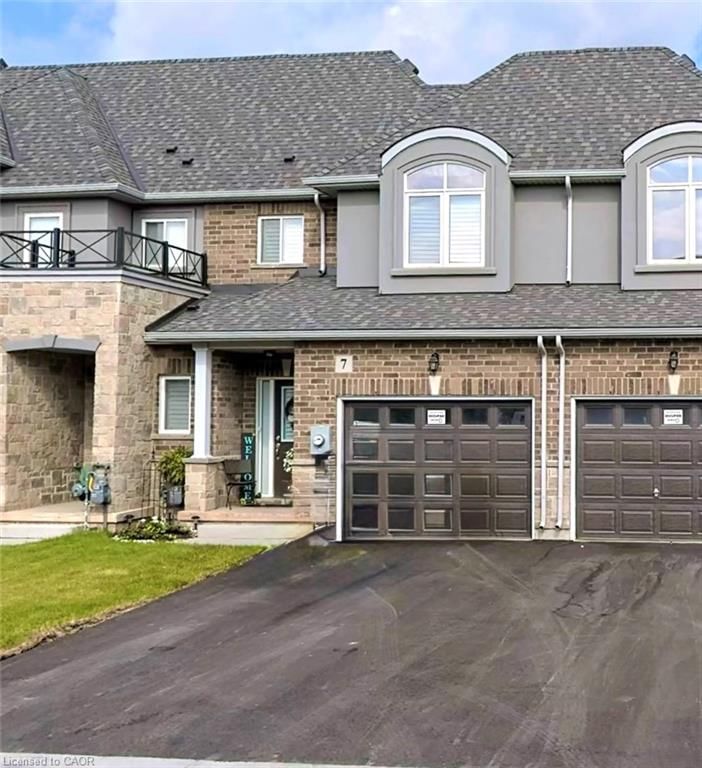Row/Townhouse leased at 7 Pinot Crescent, Stoney Creek, ON, L8E 5L1 - Winona Industrial - MLS: 40796195