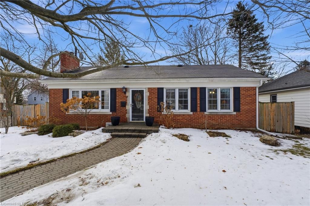 Single Family Residence leased at 2 Hillier Crescent, Brantford, ON, N3R 1X3 - Henderson - MLS: 40797349