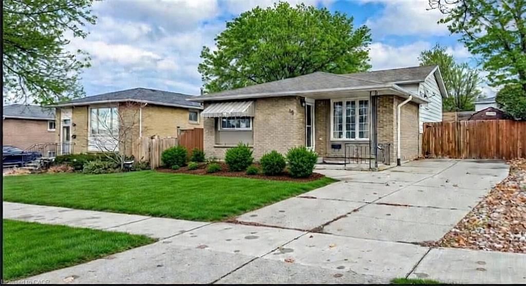 Single Family Residence for sale at 48 Arbutus Crescent, Stoney Creek, ON, L8J 1M8 - Valley Park - MLS: 40797539