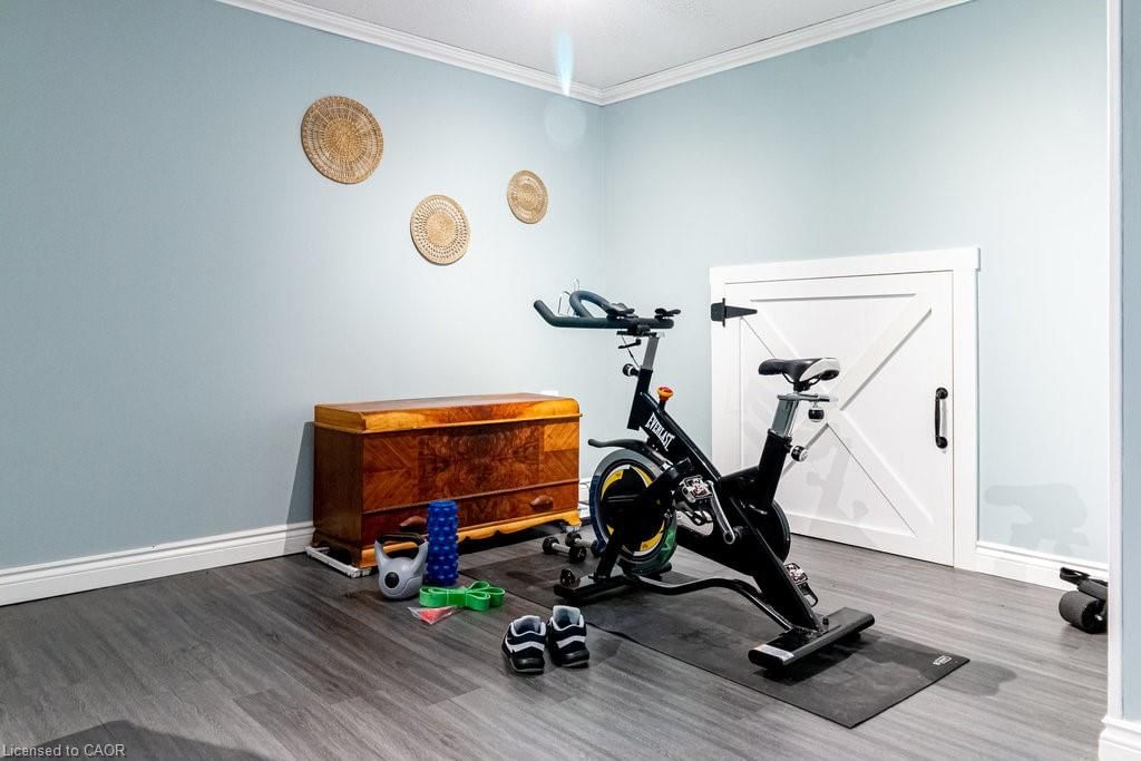 Single Family Residence for sale at 48 Arbutus Crescent, Stoney Creek, ON, L8J 1M8 - Valley Park - MLS: 40797539