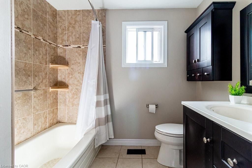 Single Family Residence for sale at 48 Arbutus Crescent, Stoney Creek, ON, L8J 1M8 - Valley Park - MLS: 40797539