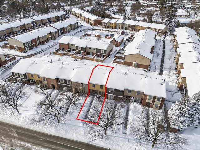 31 - 3049 Glencrest Road