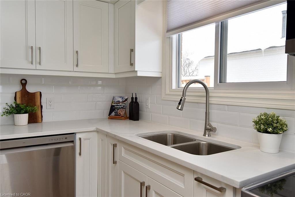 Single Family Residence for sale at 47 Odessa Street, Stoney Creek, ON, L8J 1A3 - Valley Park - MLS: 40799250