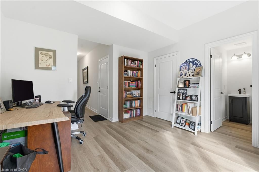 Row/Townhouse for sale at 48 Capstone Lane, Hamilton, ON, L9C 0E8 - Mountview - MLS: 40799752