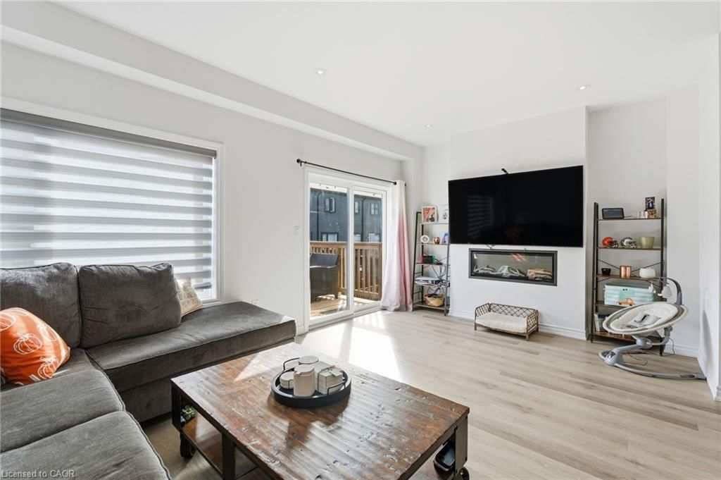 Row/Townhouse for sale at 48 Capstone Lane, Hamilton, ON, L9C 0E8 - Mountview - MLS: 40799752