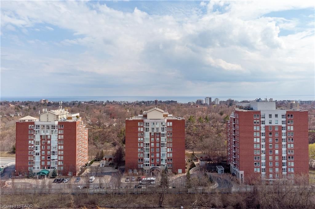 Condo/Apt Unit for sale at PH8-50 Old Mill Road, Oakville, ON, L6J 7W1 - OO Old Oakville - MLS: 40800615