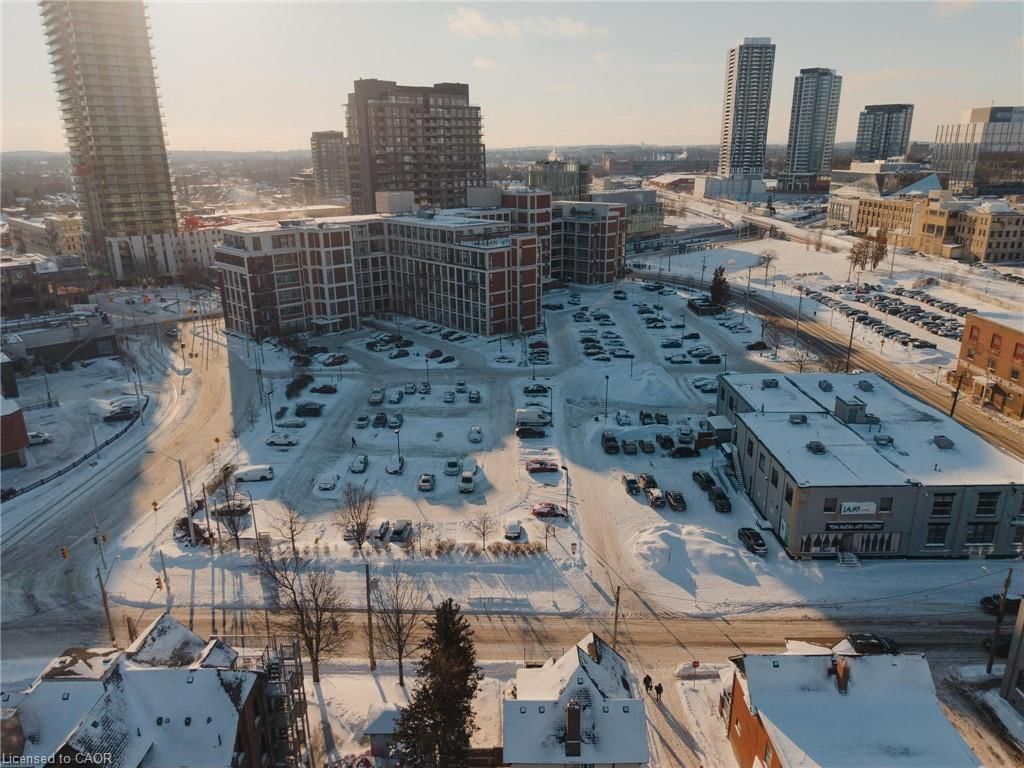 Condo/Apt Unit for sale at 124-410 King Street, Kitchener, ON, N2G 1C3 - Downtown Kitchener/West Ward - MLS: 40800800