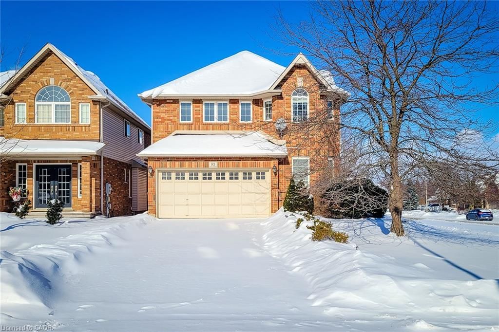 Single Family Residence sold at 93 Pelham Drive, Ancaster, ON, L9K 1L4 - Meadowlands - MLS: 40800833