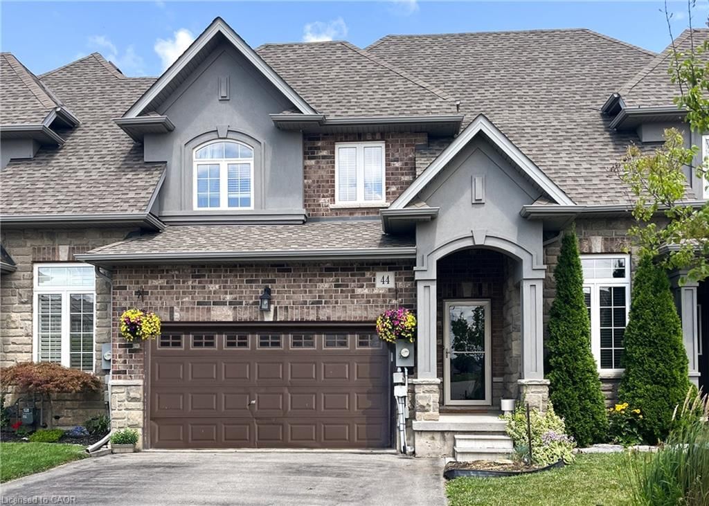 Row/Townhouse sold at 44 Madonna Drive, Hamilton, ON, L9B 0G9 - Carpenter - MLS: 40801895