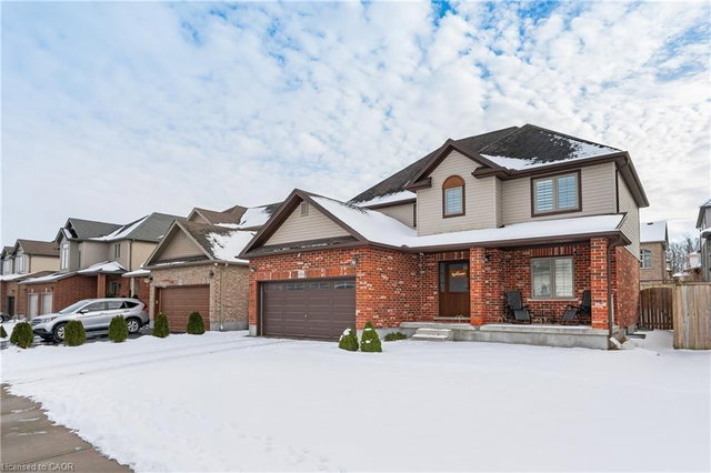 854 Springbank Avenue N