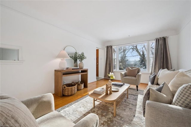 25 Collingwood Street