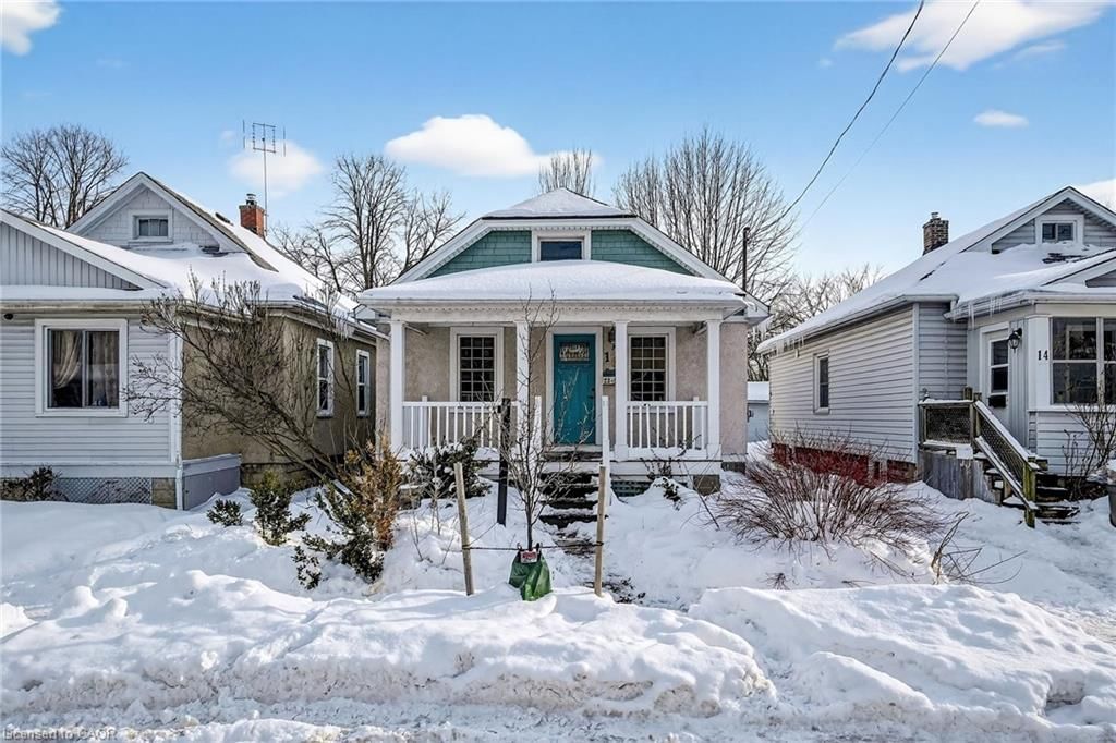 Single Family Residence sold at 16 Louisa Street, St. Catharines, ON, L2R 2J6 - Downtown - MLS: 40802703