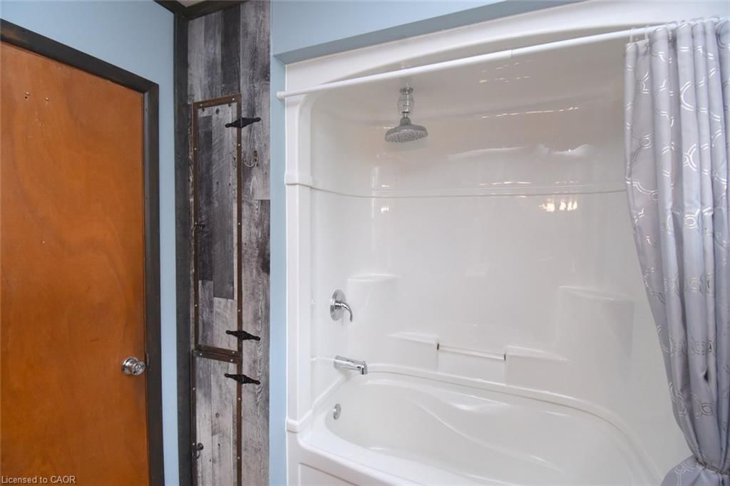 Single Family Residence for sale at 376 Tragina Avenue, Hamilton, ON, L8H 5E5 - Homeside - MLS: 40802728