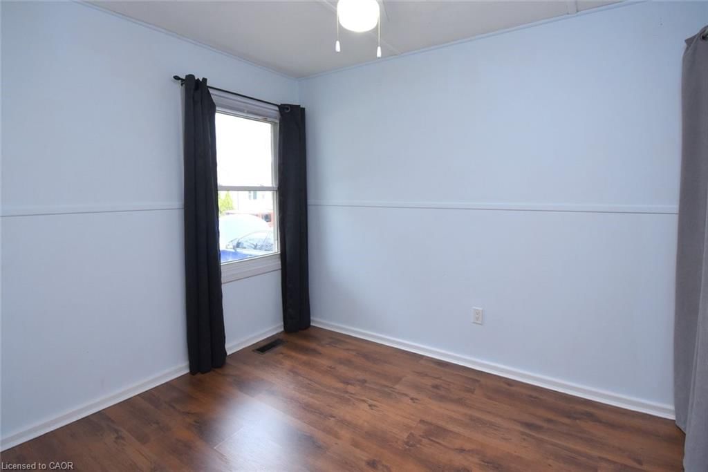 Single Family Residence for sale at 376 Tragina Avenue, Hamilton, ON, L8H 5E5 - Homeside - MLS: 40802728