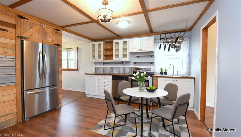 Single Family Residence for sale at 376 Tragina Avenue, Hamilton, ON, L8H 5E5 - Homeside - MLS: 40802728