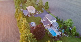 825946 Township Road 8