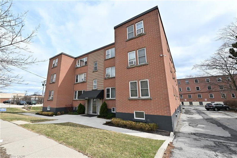 11 - 2418 New Street