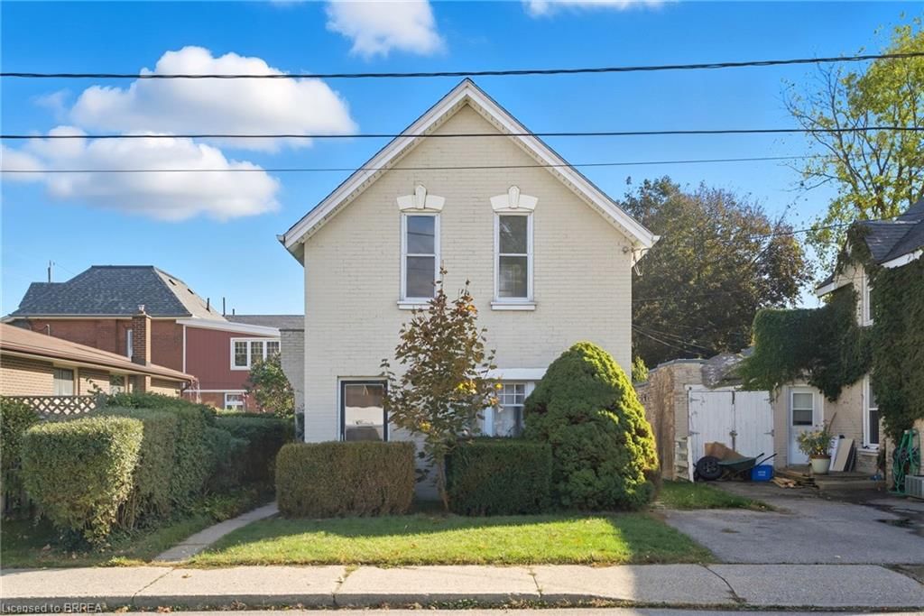 Single Family Residence sold at 117 Murray Street, Brantford, ON, N3S 5P5 - Victoria/Arthur - MLS: 40803839