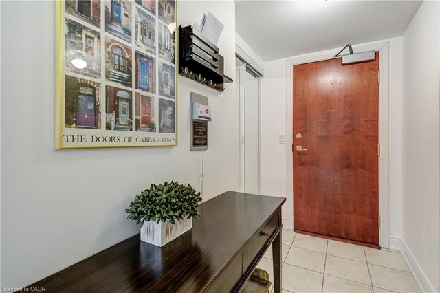 1409 - 100 Burloak Drive