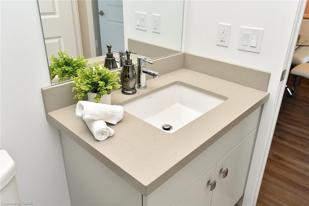 Condo/Apt Unit for sale at 1301-2007 James Street, Burlington, ON, L7R 0G7 - Central - MLS: 40804119