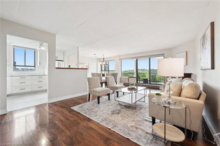 501 - 22 Marilyn Drive