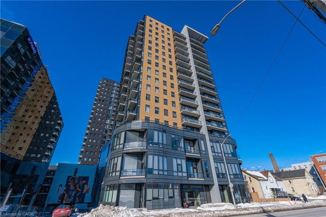 1208 - 100 Garment Street