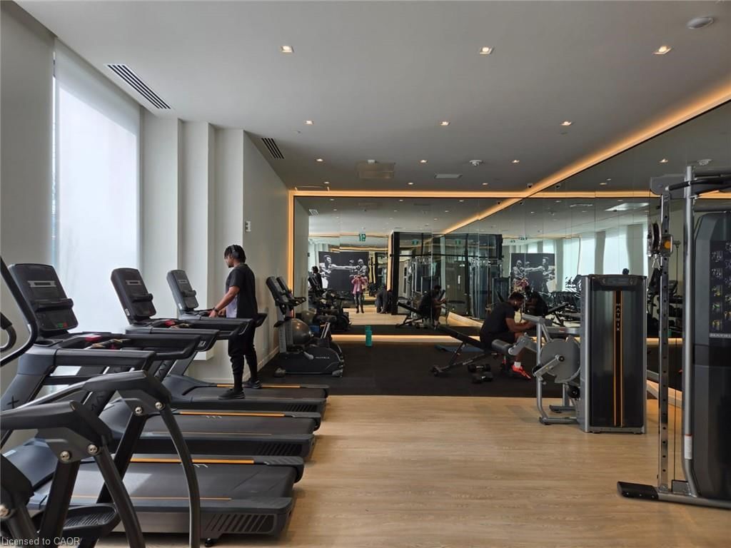 Condo/Apt Unit for lease at 824 Master Bedroom-1 Jarvis Street, Hamilton, ON, L8R 0A8 - Beasley - MLS: 40804358