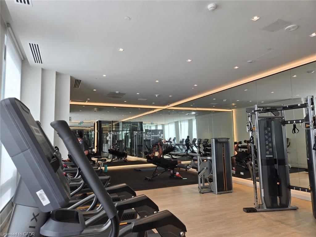 Condo/Apt Unit for lease at 824 Master Bedroom-1 Jarvis Street, Hamilton, ON, L8R 0A8 - Beasley - MLS: 40804358