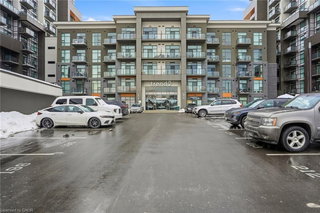 803 - 460 Dundas Street E