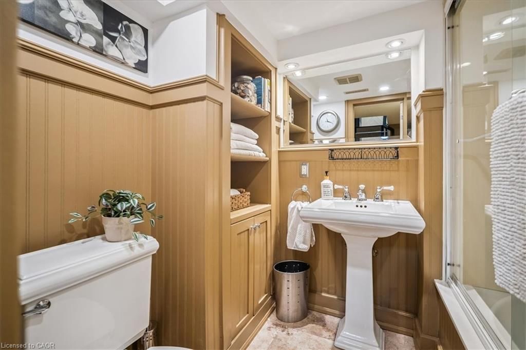 Single Family Residence for sale at 263 Hart Avenue, Burlington, ON, L7N 1P3 - Roseland - MLS: 40804733