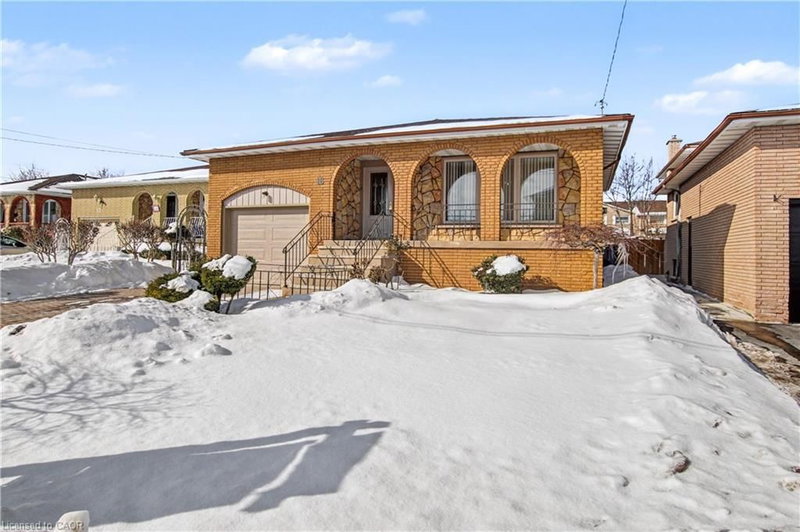 18 Ridley Drive