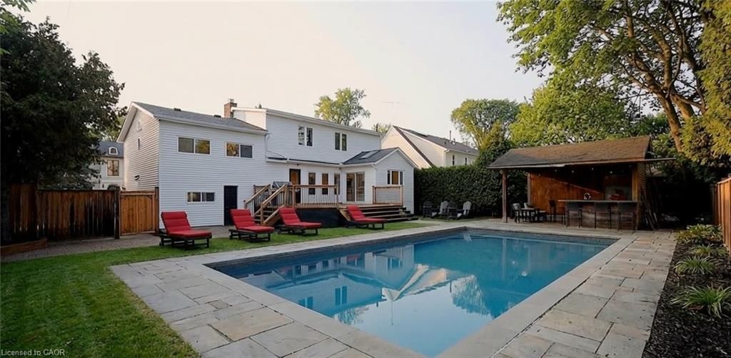 Single Family Residence sold at 282 Pine Cove Road, Burlington, ON, L7N 1W2 - Roseland - MLS: 40804964