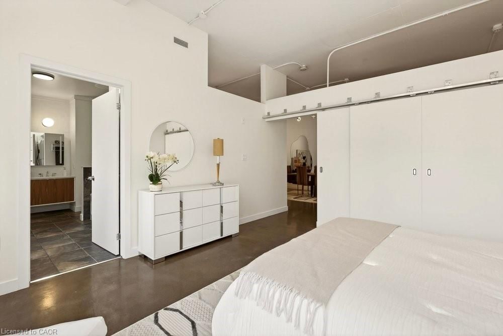 Condo/Apt Unit for sale at 401-66 Bay Street, Hamilton, ON, L8P 4Z6 - Durand North - MLS: 40805160