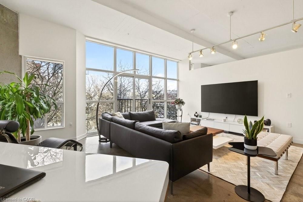 Condo/Apt Unit for sale at 401-66 Bay Street, Hamilton, ON, L8P 4Z6 - Durand North - MLS: 40805160