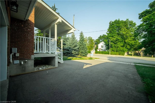 100 North Park Street