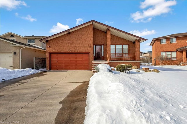 52 Hearthside Crescent