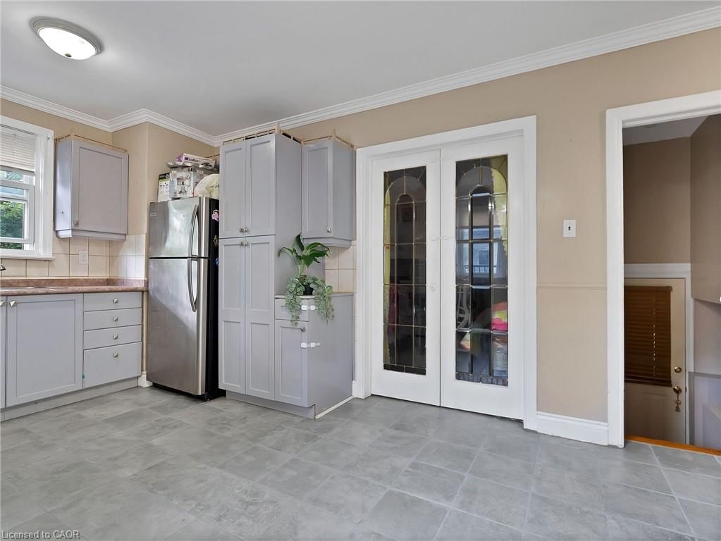 Single Family Residence for sale at 210 East 24th Street, Hamilton, ON, L8V 2Y4 - Eastmount - MLS: 40805700