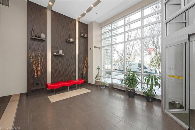 1908 - 70 Absolute Avenue